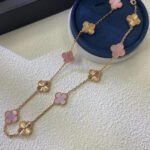CLOVER 10 MOTIFS LASER PINK MOP NECKLACE - Image 3