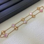 CLOVER 10 MOTIFS LASER PINK MOP NECKLACE - Image 2