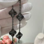 CLOVER 5 MOTIF BLACK BRACELET - Image 5