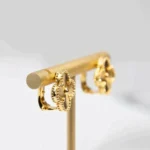 CLOVER MEDIUM 1 MOTIFS LASER EARRINGS - Image 4