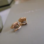 LUCKY PINK GOLD WHITE MOP EARRINGS - Image 6