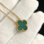 CLOVER 15MM MALACHITE SINGLE FLOWER NECKLACE - Image 6