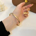 PANTHERE GOLD OPEN BRACELET - Image 3