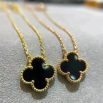 CLOVER 15MM BLACK ONYX SINGLE FLOWER NECKLACE - Image 5