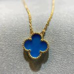 CLOVER 15MM BLUE AGATE NECKLACE - Image 3