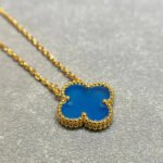 CLOVER 15MM BLUE AGATE NECKLACE - Image 2