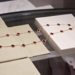 CLOVER 20 MOTIFS CARNELIAN NECKLACE - Image 3