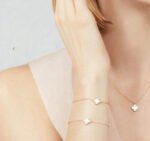 CLOVER MINI 9.5MM WHITE MOTHER-OF-PEARL NECKLACE - Image 4