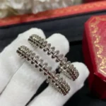 CLASH LARGE HOOP EARRINGS - Image 4