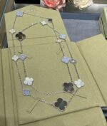 CLOVER 16 MOTIF CHALCEDONY MOP SILVER NECKLACE - Image 4