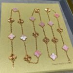 CLOVER 20 MOTIFS LASER PINK MOP NECKLACE - Image 2