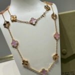 CLOVER 20 MOTIFS LASER PINK MOP NECKLACE - Image 5