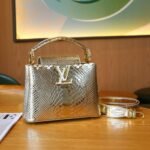 L.ouis V.uitton Bag | Capucines Taurillon Silver - Image 4
