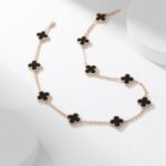 CLOVER 10 MOTIFS ONYX NECKLACE - Image 5