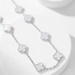 CLOVER 10 MOTIFS WHITE MOTHER OF PEARL NECKLACE - Image 3