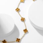 CLOVER 10 MOTIFS TIGER EYE NECKLACE - Image 6