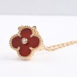 CLOVER 15MM DIAMOND CARNELIAN NECKLACE - Image 4