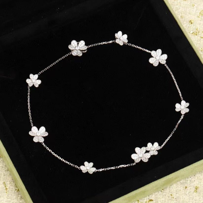 WeChatImage_20221005092931 FRIVOLE SILVER 9 FLOWERS NECKLACE - Image 1