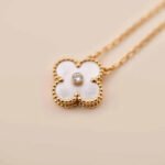 CLOVER 15MM DIAMOND WHITE FRITILLARIA NECKLACE - Image 2