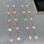 CLOVER 10 MOTIFS PINK MOP NECKLACE - Image 4