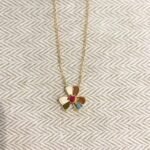 FRIVOLE GOLD FLOWER NECKLACE - Image 5