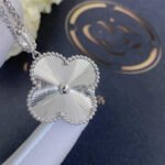 CLOVER 25MM SILVER BIG CLOVER NECKLACE - Image 4